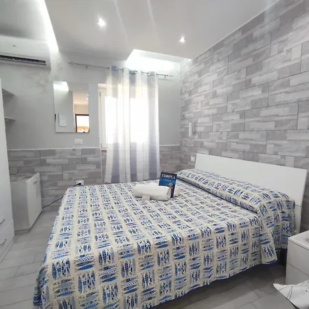 La Perla Del Tirreno Bed & Breakfast Tropea Exterior photo
