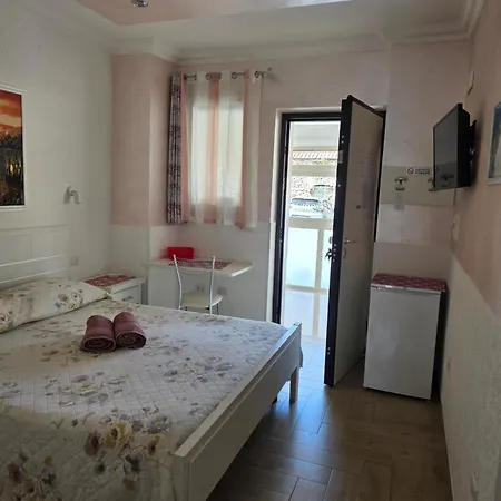 La Perla Del Tirreno Bed & Breakfast Tropea Exterior photo
