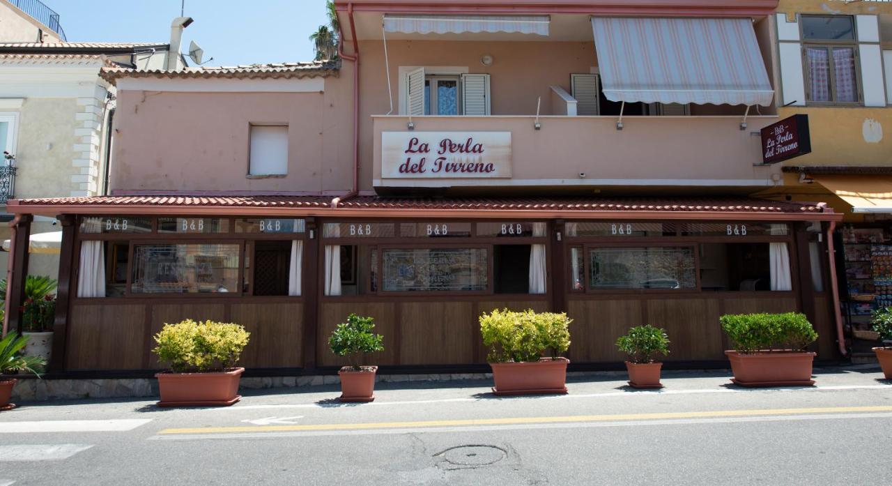 Bed & Breakfast La Perla Del Tirreno 4*