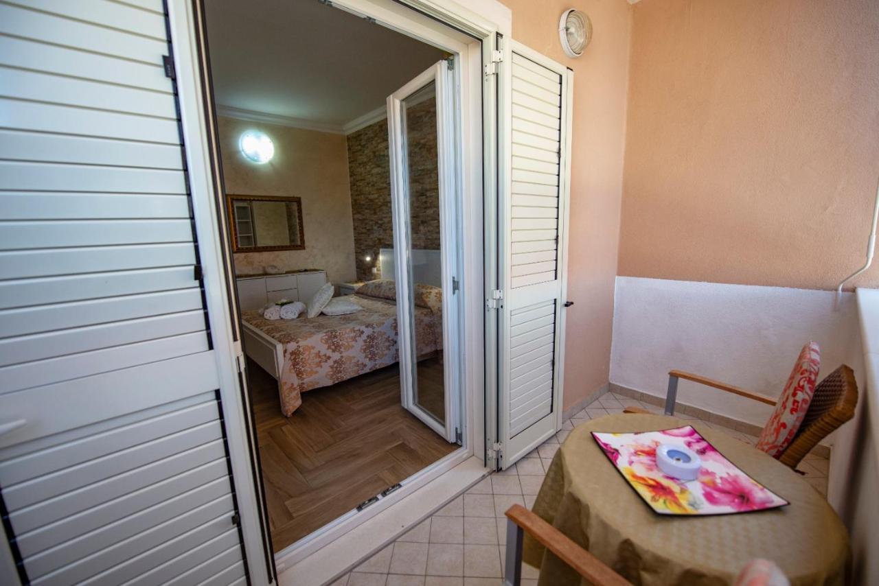 Bed & Breakfast La Perla Del Tirreno 4*