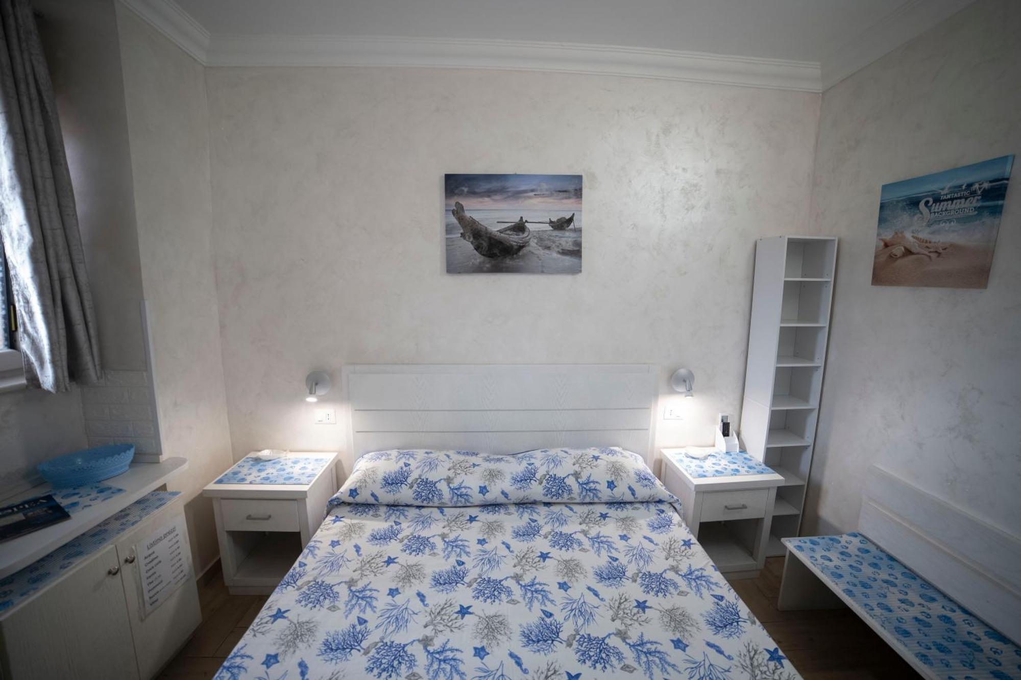 Bed & Breakfast La Perla Del Tirreno 4*