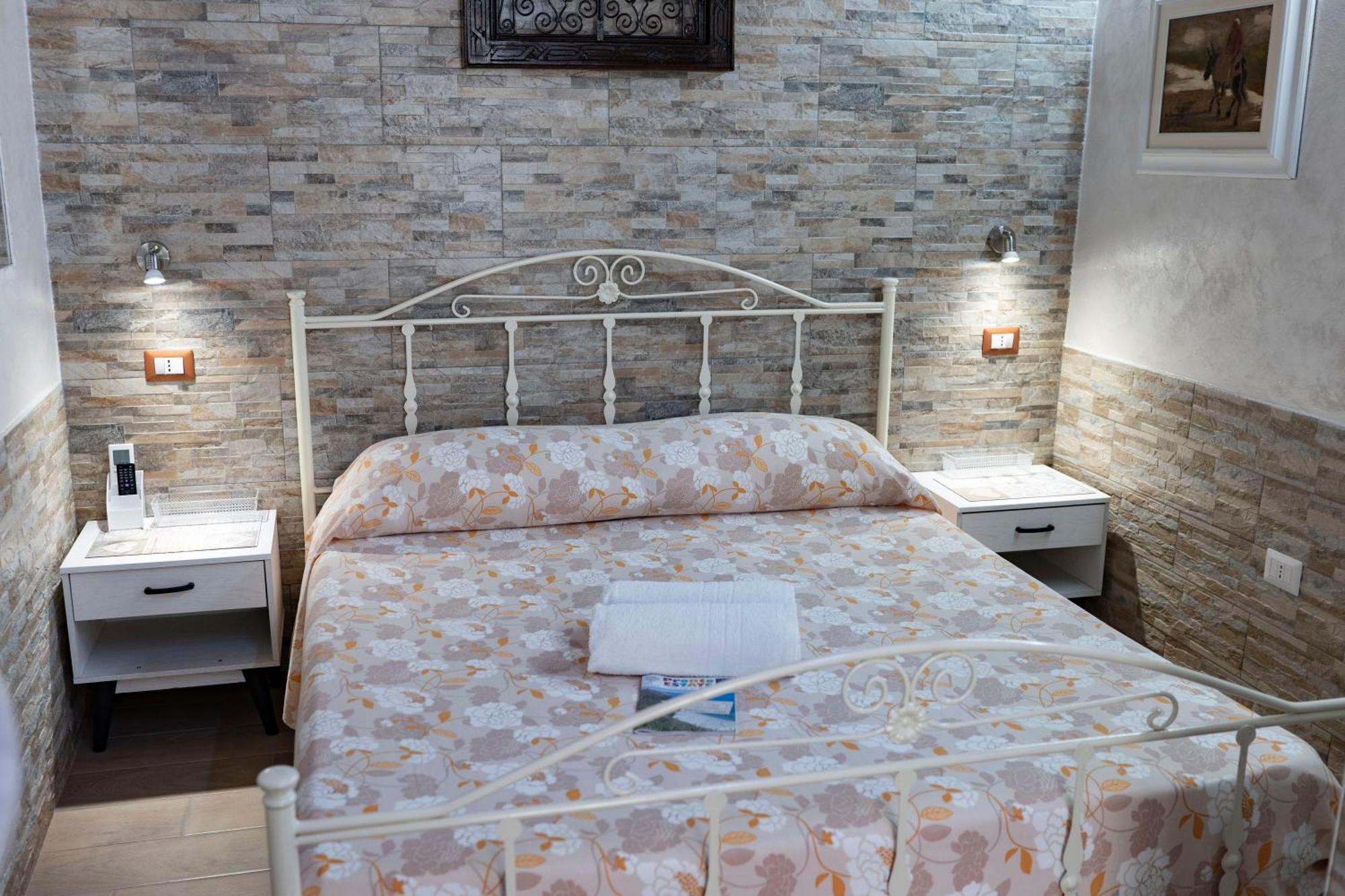 Bed & Breakfast La Perla Del Tirreno
