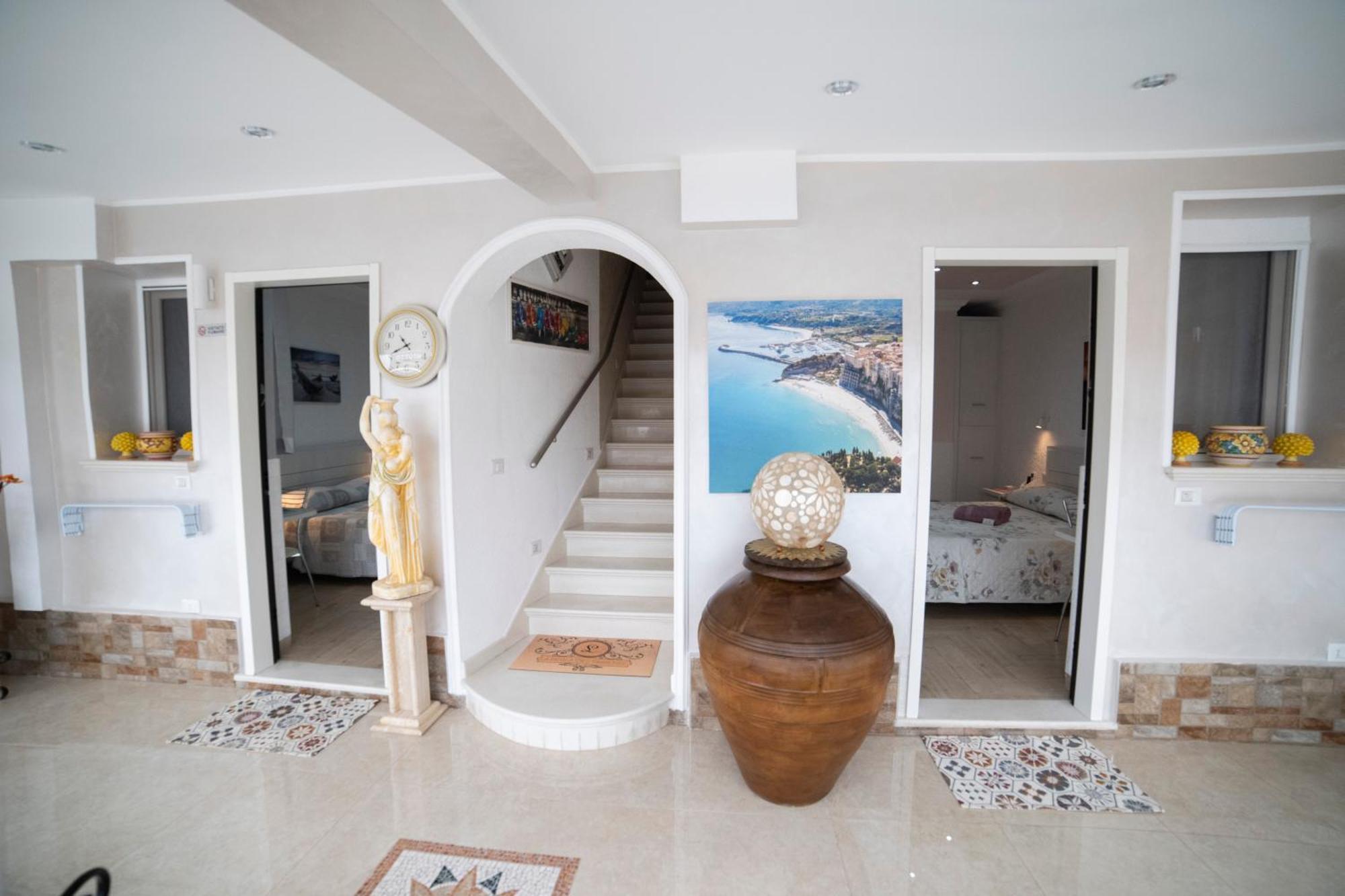 La Perla Del Tirreno Bed & Breakfast Tropea