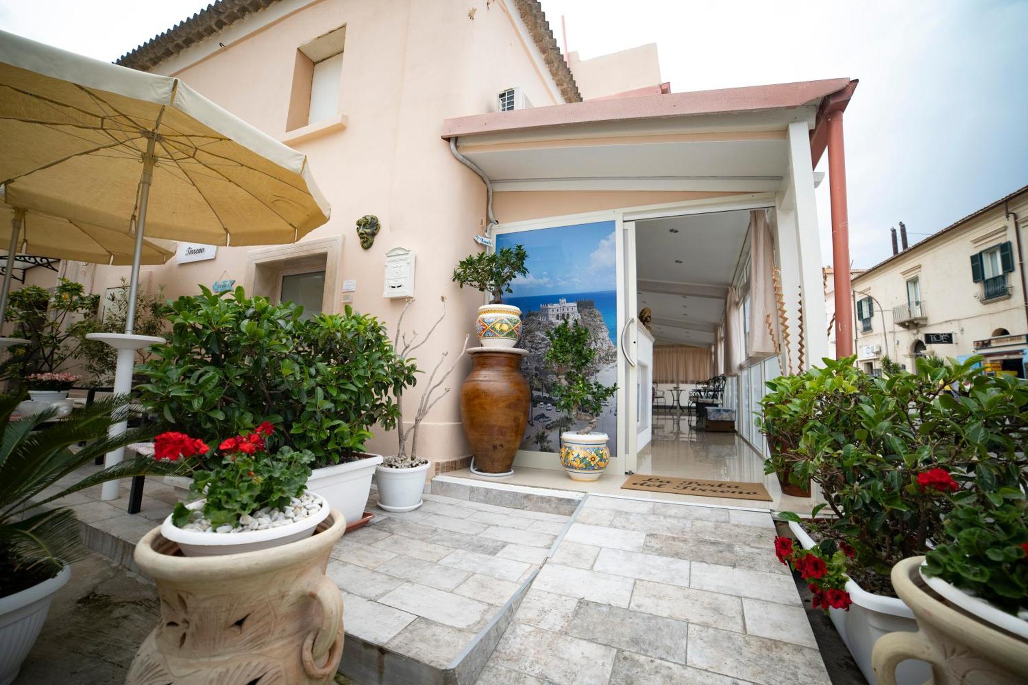Bed & Breakfast La Perla Del Tirreno Tropea